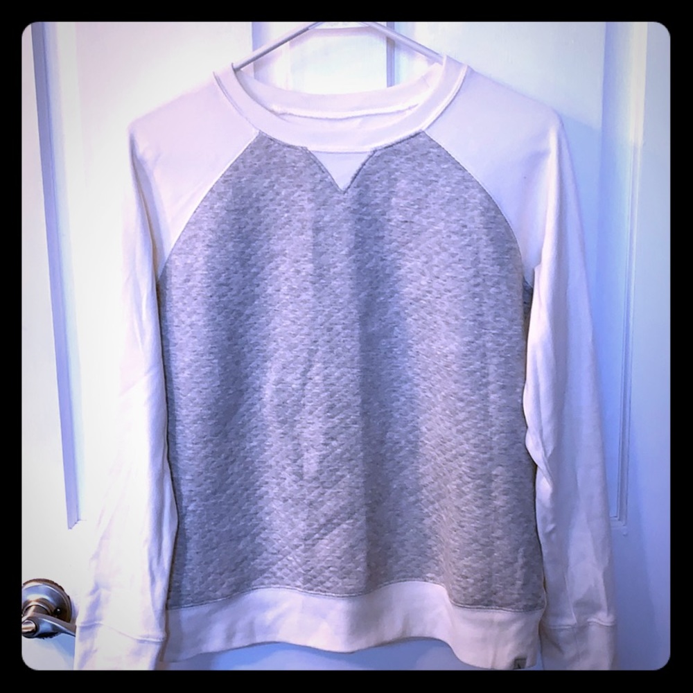 Eddie Bauer quilted lightweight sweatshirt